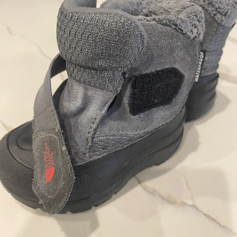 he North Face Alpenglow II Boot - Baby / Toddler - Zinc Gray / Black